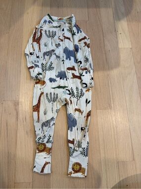 Kids White Safari Animal Zip Pajamas